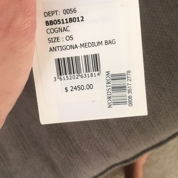 Givenchy Antigona — Medium size - Picture 2 of 4